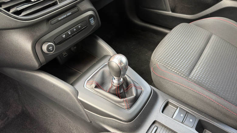 Ford Focus 1.0 EcoBoost Hybrid mHEV 155 ST-Line Edition 5dr Petrol Hatchback